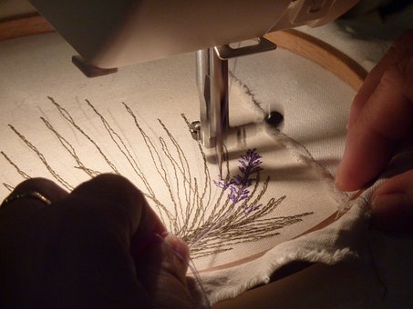embroidery-1743318__340
